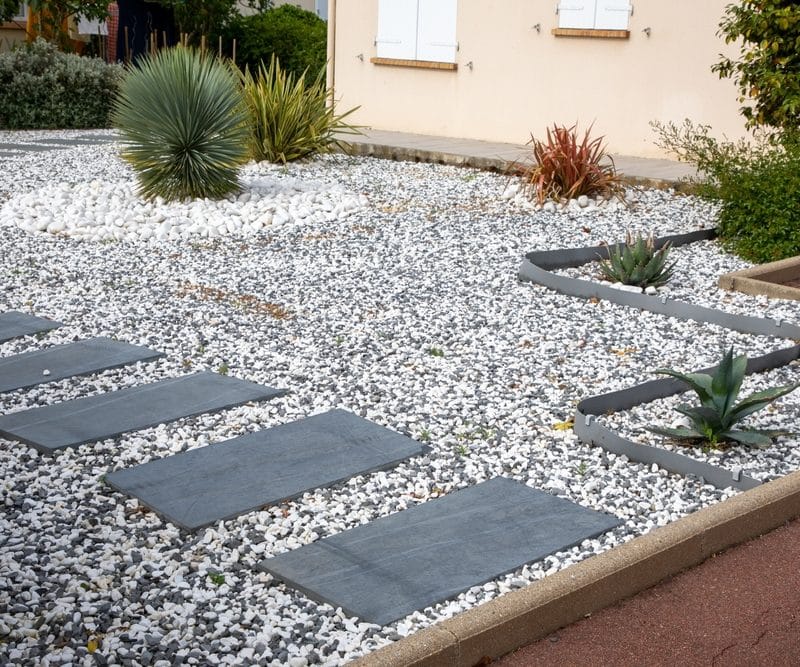 Landscaping Ideas with Rocks and Stones